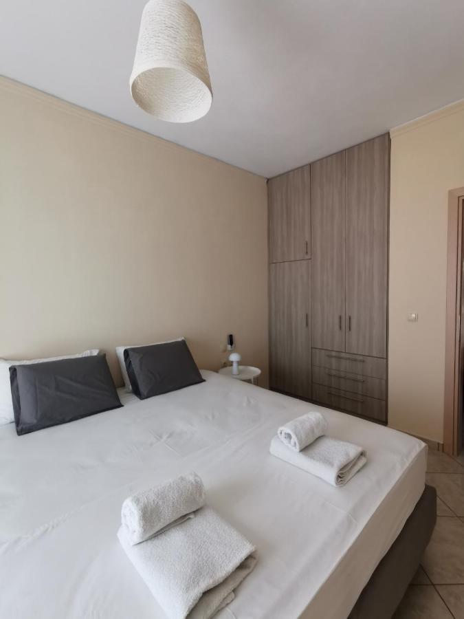 Marine Apartments Venetiko Paralia Agias Foteinis Ngoại thất bức ảnh