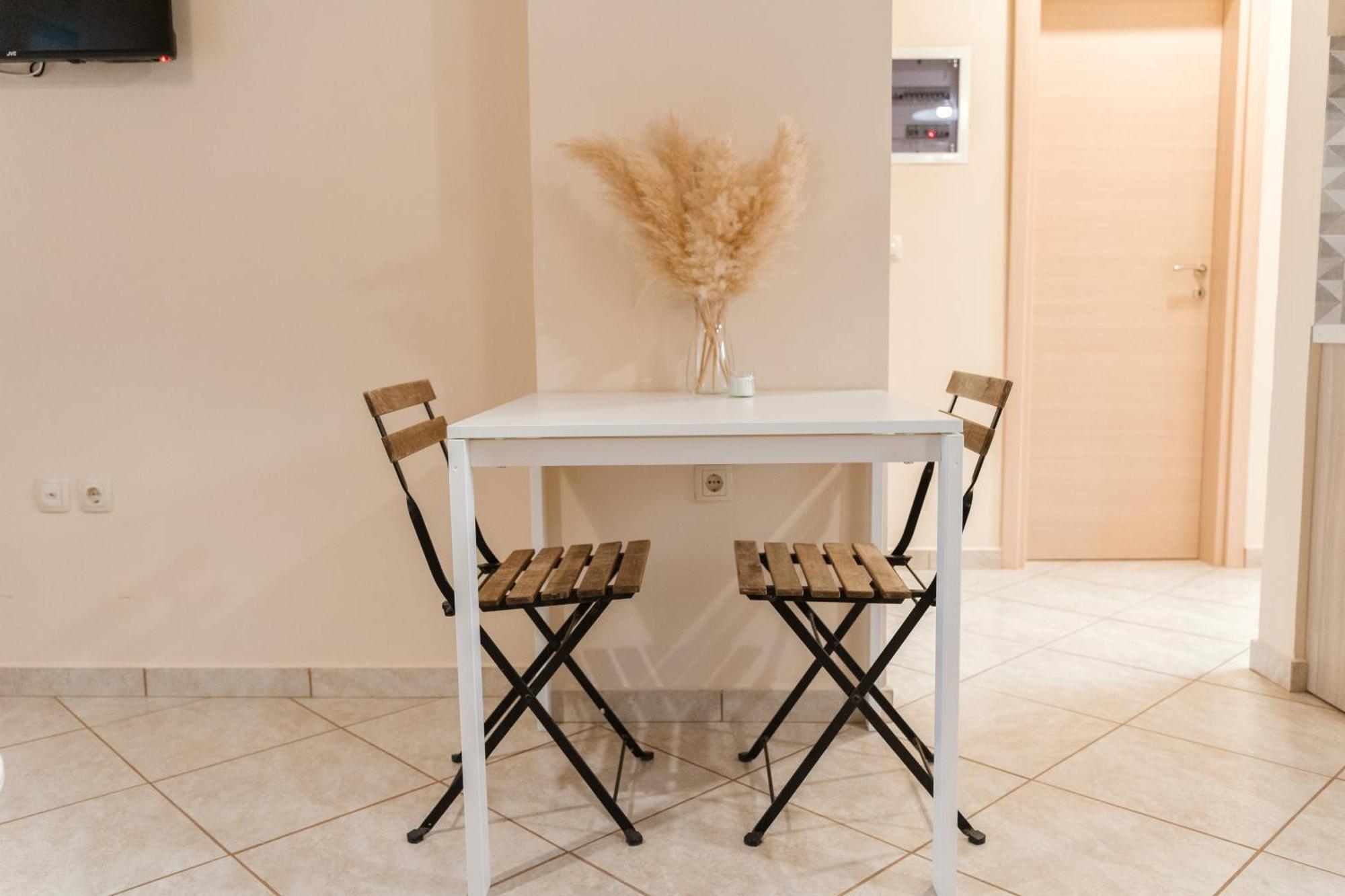 Marine Apartments Venetiko Paralia Agias Foteinis Ngoại thất bức ảnh
